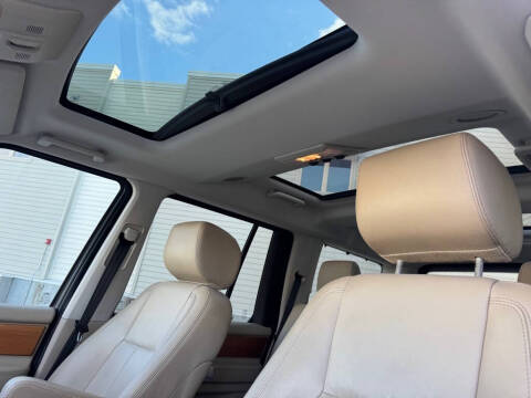 2012 Land Rover LR4 HSE LUX