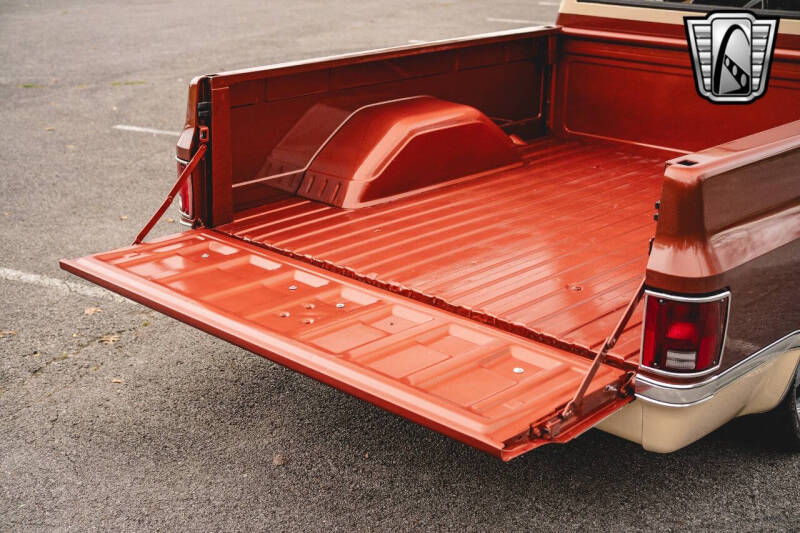 1987 Chevrolet R/V 10 Series