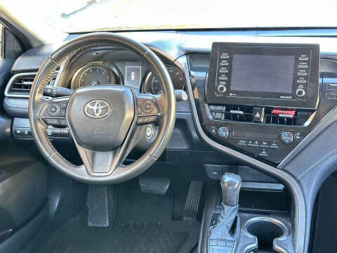 2023 Toyota Camry SE