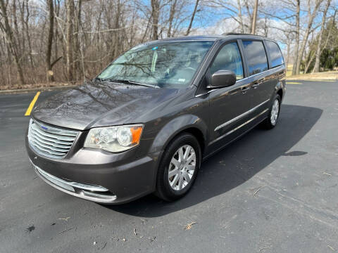 2016 Chrysler Town and Country for sale at Sansone Cars in Lake Saint Louis MO