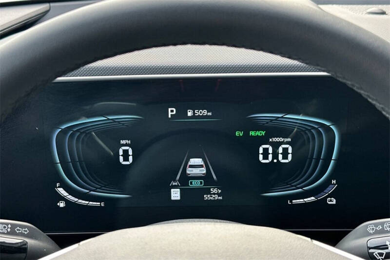 2025 Kia Niro EX