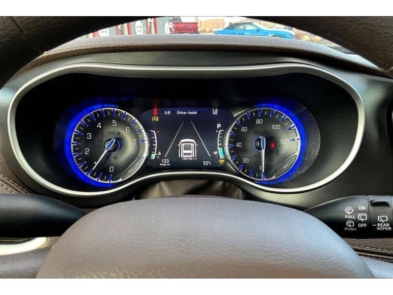 2021 Chrysler Pacifica Touring