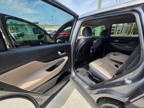 2019 Hyundai Santa Fe SE 2.4L