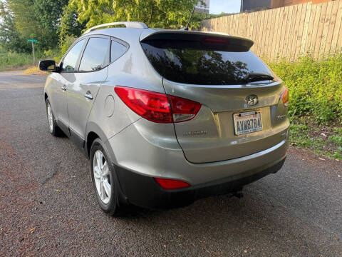 2011 Hyundai Tucson GLS