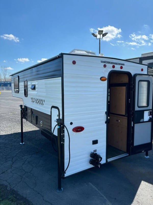 2026 Old School Trailers 865