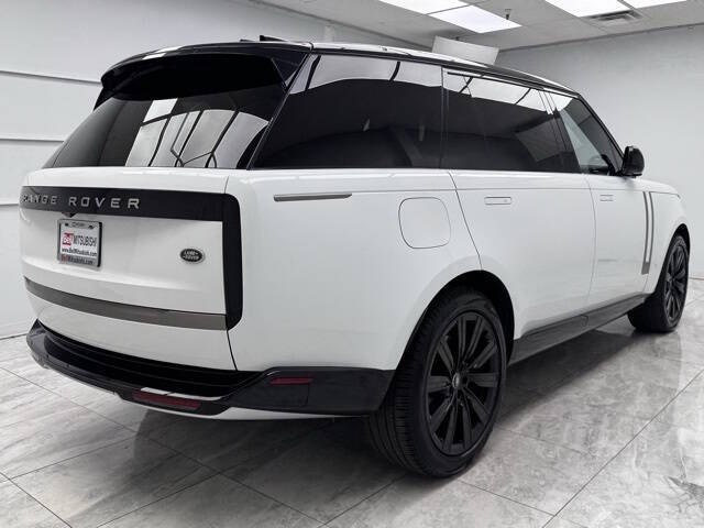 2023 Land Rover Range Rover P530 SE LWB