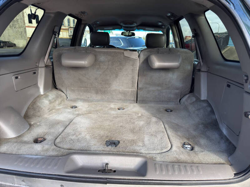 2003 Chevrolet TrailBlazer LTZ