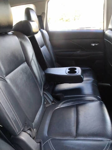 2020 Mitsubishi Outlander SEL