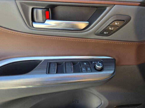 2022 Toyota Venza XLE