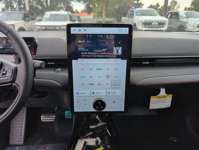 2025 Ford Mustang Mach-E Premium