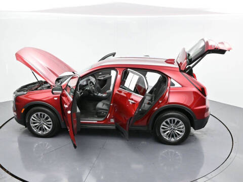 2025 Cadillac XT4 Premium Luxury