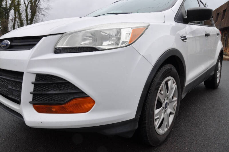2016 Ford Escape S