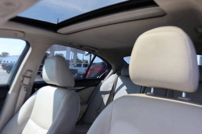 2017 Infiniti Q50 3.0T Signature Edition