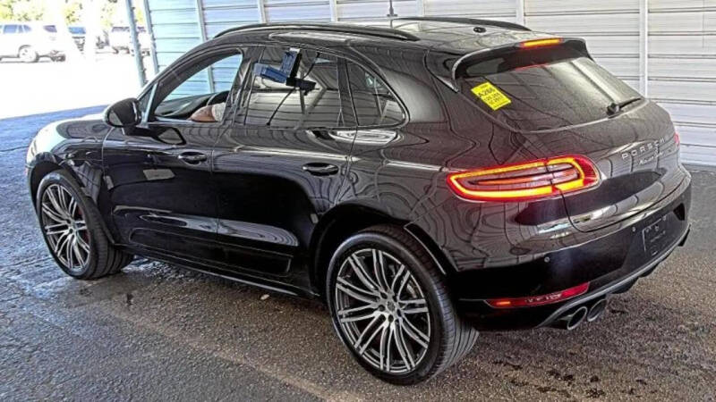 2017 Porsche Macan