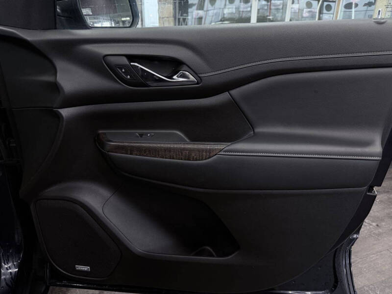 2021 GMC Acadia Denali