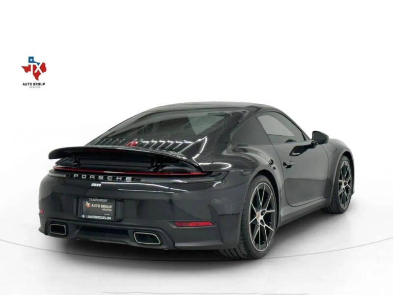 2025 Porsche 911 Carrera