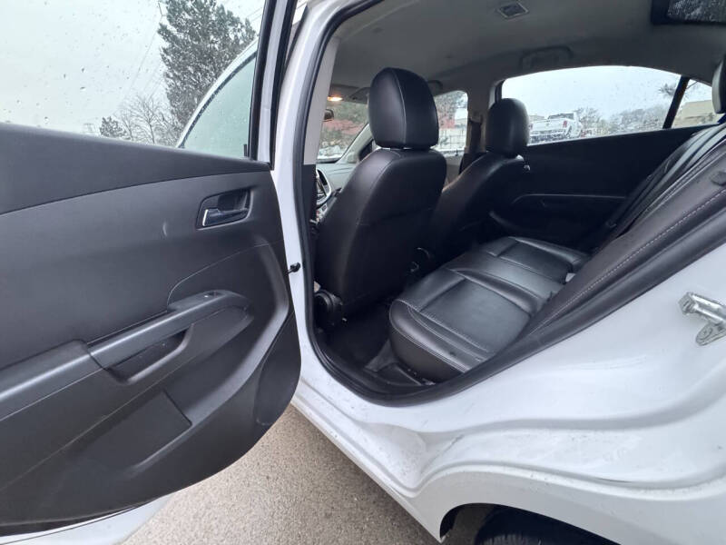 2017 Chevrolet Sonic Premier Auto