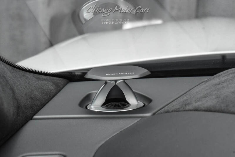 2022 Lamborghini Urus