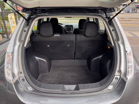2015 Nissan LEAF S