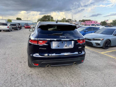 2018 Jaguar F-PACE 25t Premium