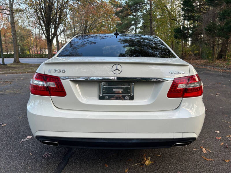 2012 Mercedes-Benz E-Class E350 Sport photo 6