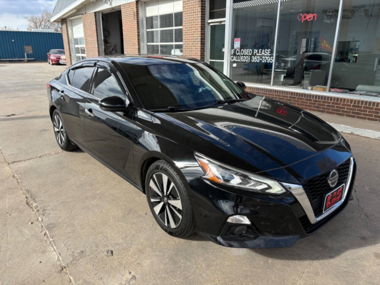 2020 Nissan Altima for sale at Kansas Auto Sales in Ulysses, KS