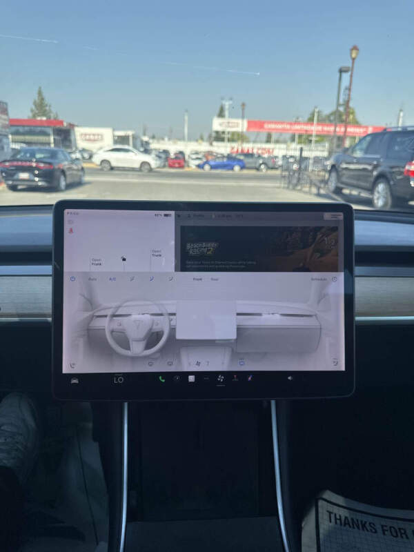 2019 Tesla Model 3 Mid Range