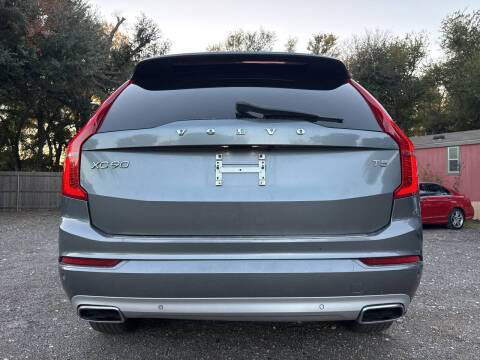 2017 Volvo XC90 T5 Momentum