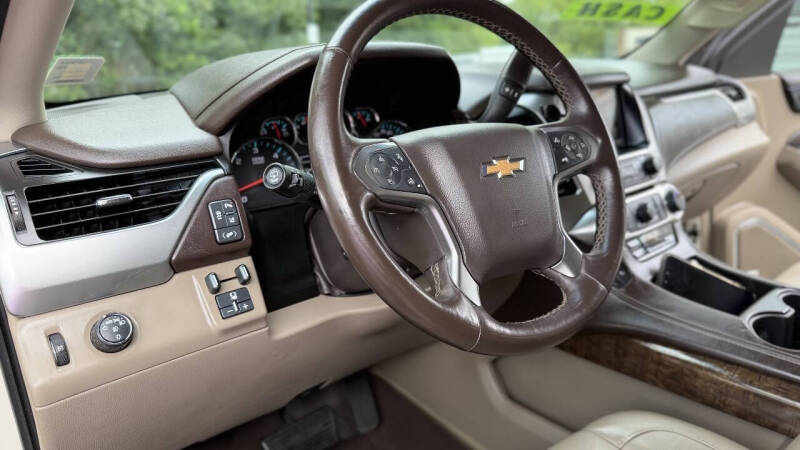 2015 Chevrolet Suburban LT