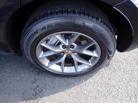 2015 Porsche Macan S