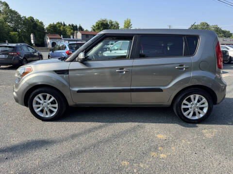 2013 Kia Soul +