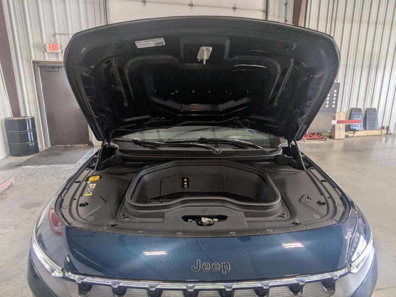 2025 Jeep Wagoneer S Launch Edition