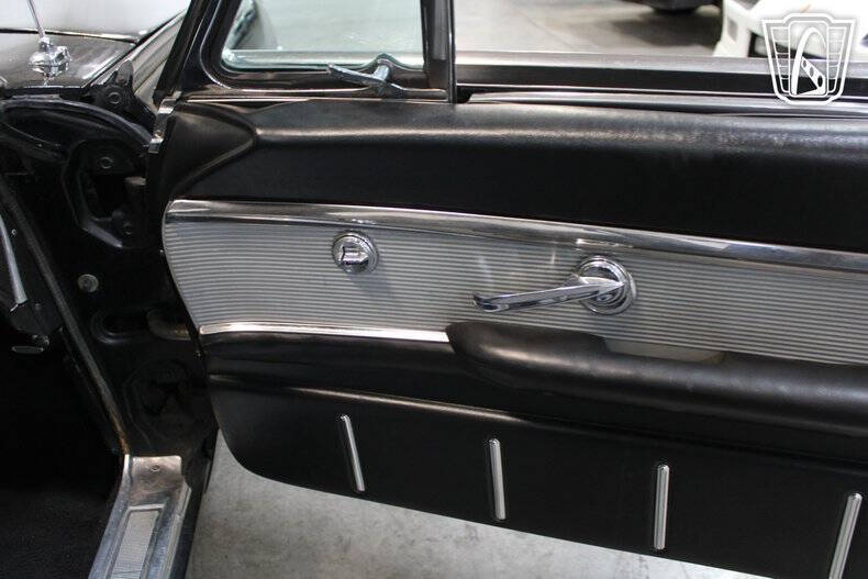 1962 Ford Thunderbird