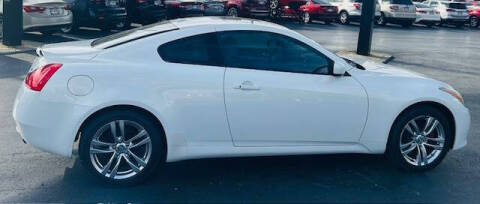 2009 Infiniti G37 Coupe x