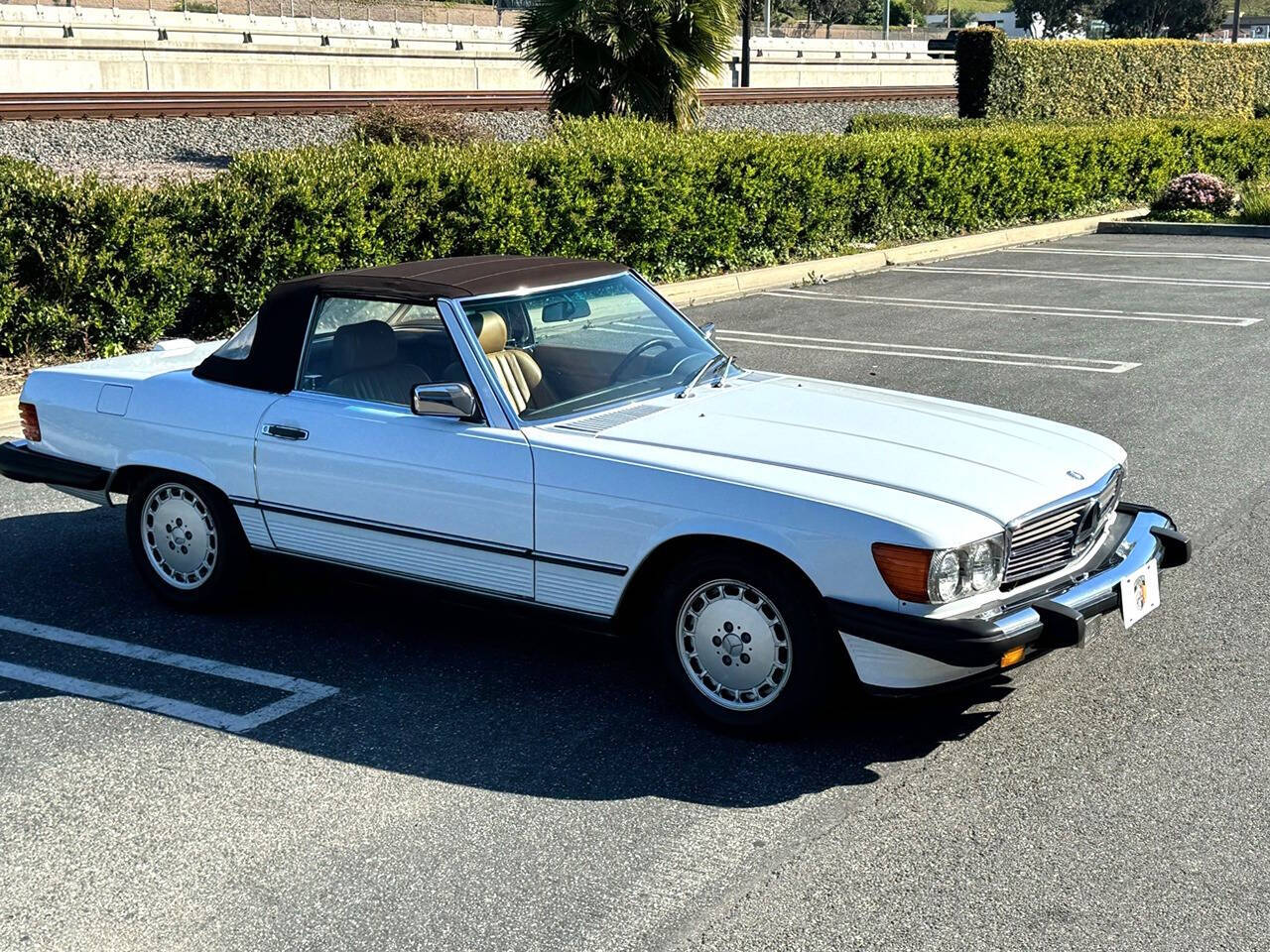 1989 Mercedes-Benz 560-Class for sale at DE AUTOS INC in San Juan Capistrano, CA