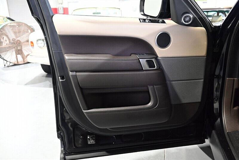 2020 Land Rover Range Rover Sport 33