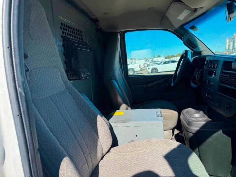 2022 Chevrolet Express 2500