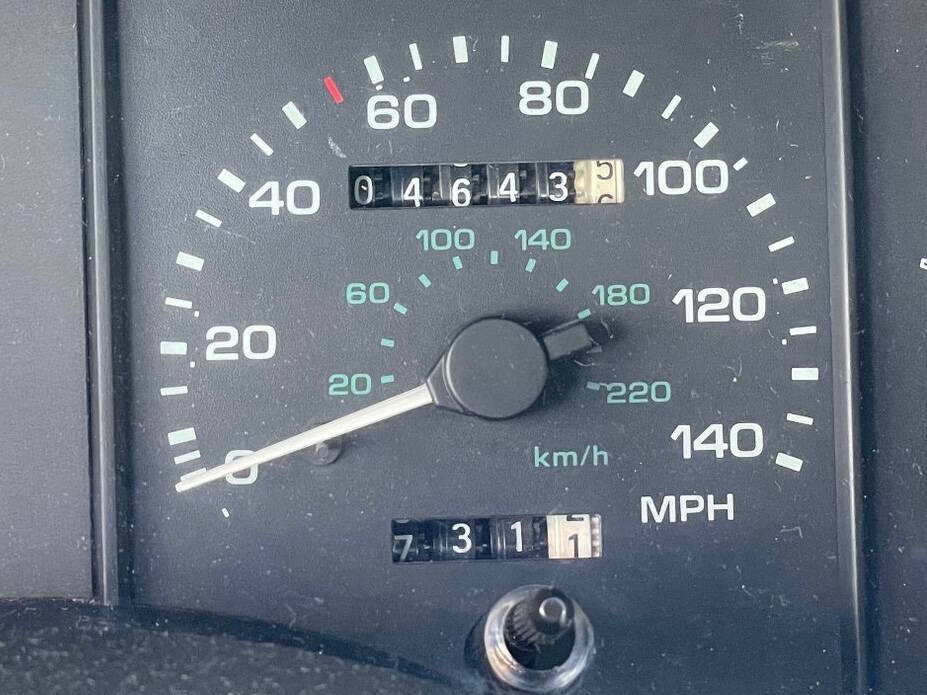 1991 Ford Mustang 31