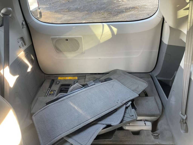 2014 Toyota Sienna XLE 7-Passenger