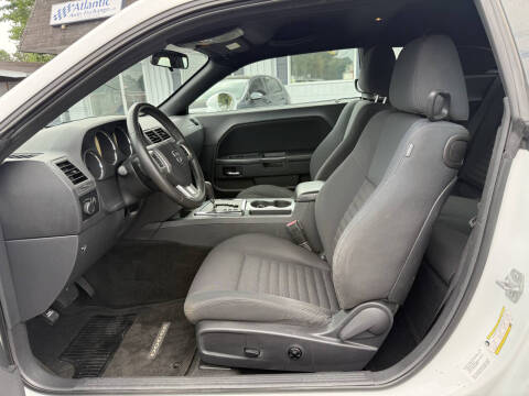2013 Dodge Challenger SXT