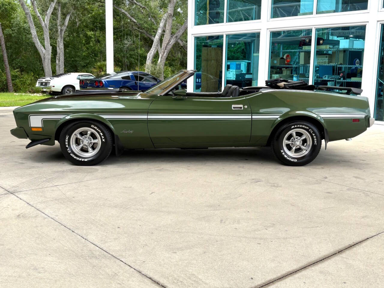1973 Ford Mustang 10