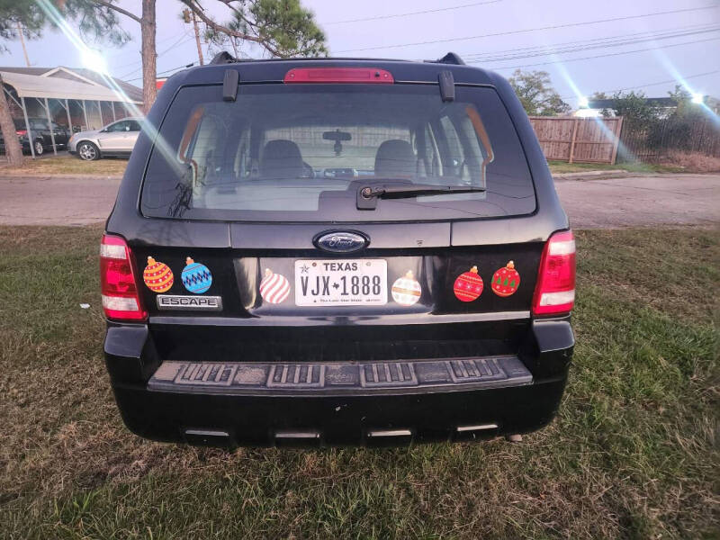 2009 Ford Escape XLS