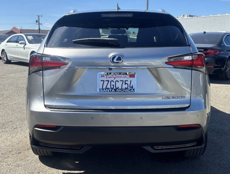 2017 Lexus NX 300h