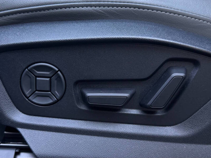 2025 Audi Q7 quattro Premium Plus 55 TFSI