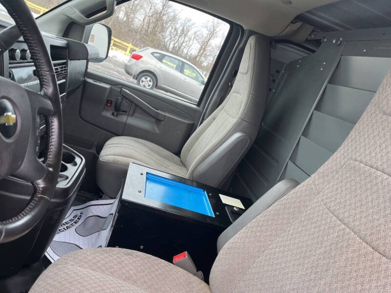 2021 Chevrolet Express 2500