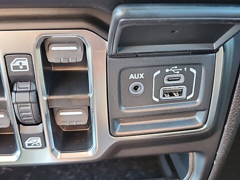 2025 Jeep Gladiator High Tide