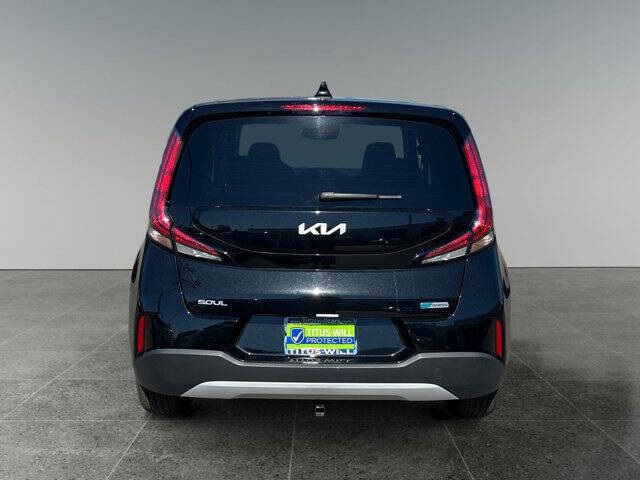 2023 Kia Soul EX