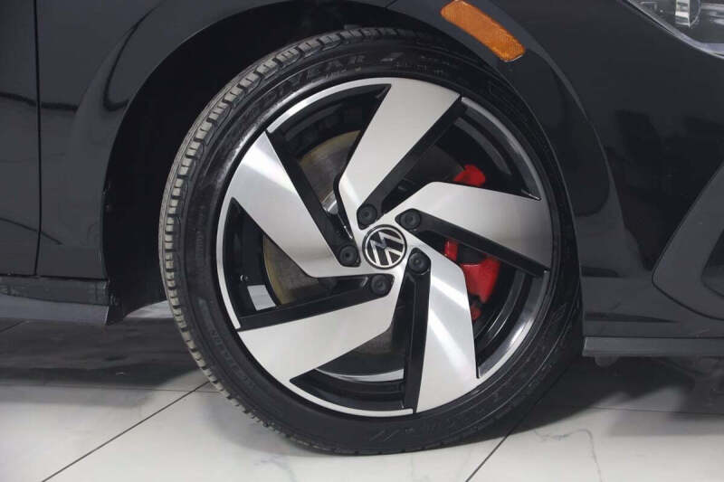 2024 Volkswagen Golf GTI S