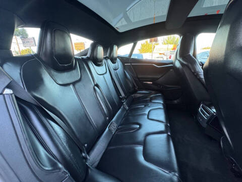 2016 Tesla Model S 75D