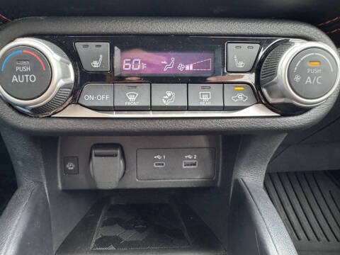 2024 Nissan Versa SR